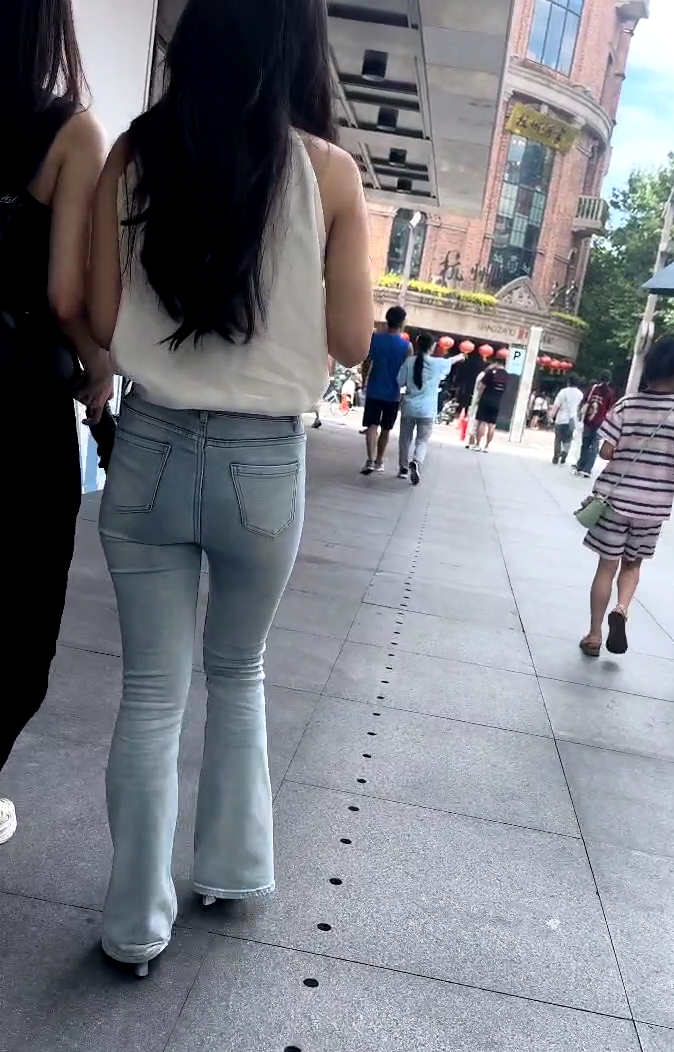 024942cvarqlphvd3oslvu.jpg