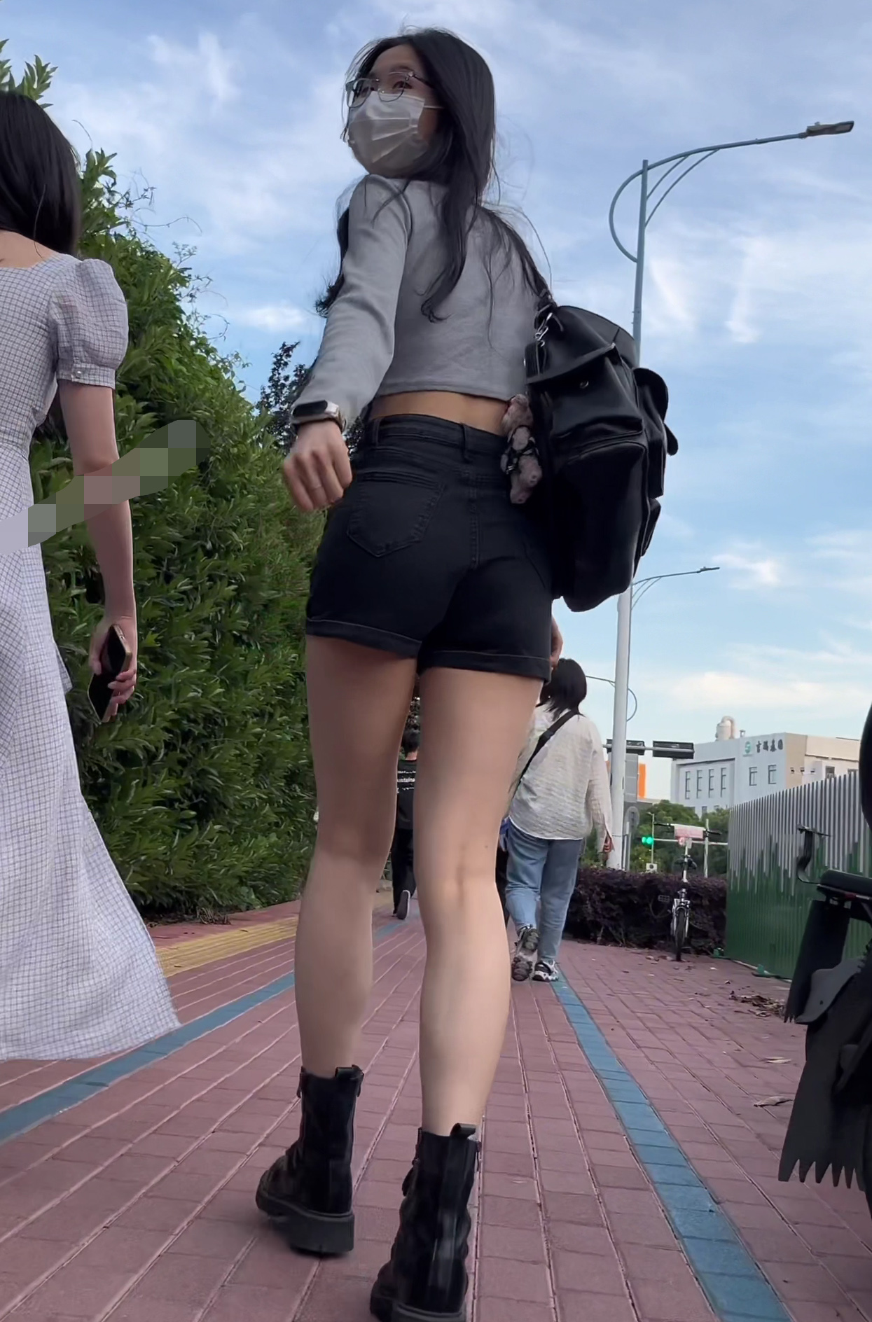 190956xgzd7w06nkcd1eql.jpg