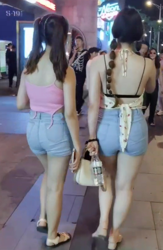 15210101647161.jpg