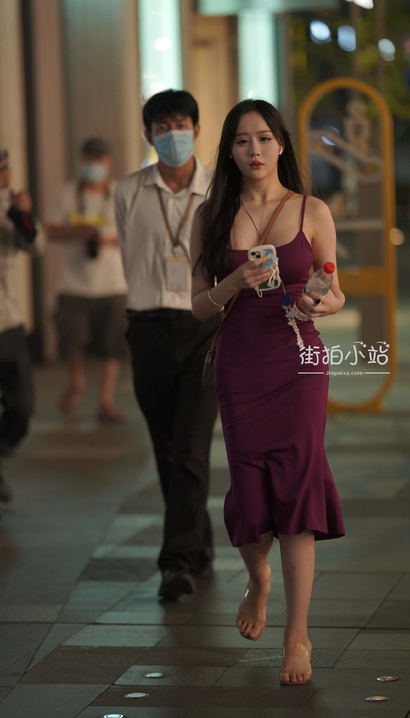 一个身材极好的时尚包臀裙大长腿御姐[SH-PW7M]