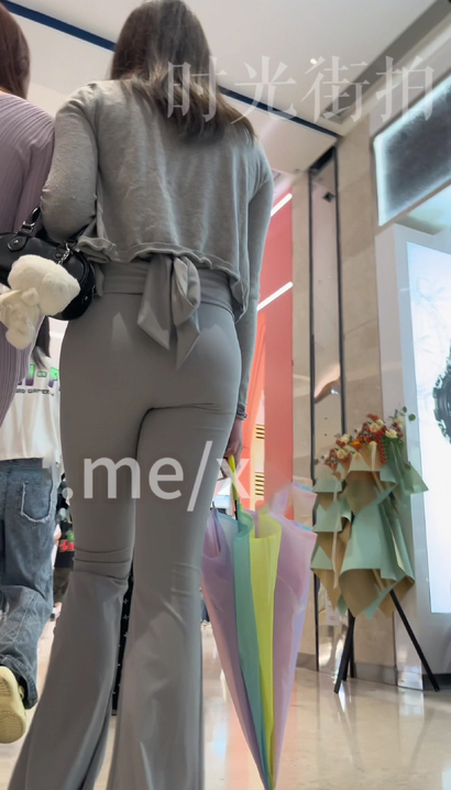 【视频】抓拍明艳动人的风尚紧身裤美臀女孩[RP-5378]